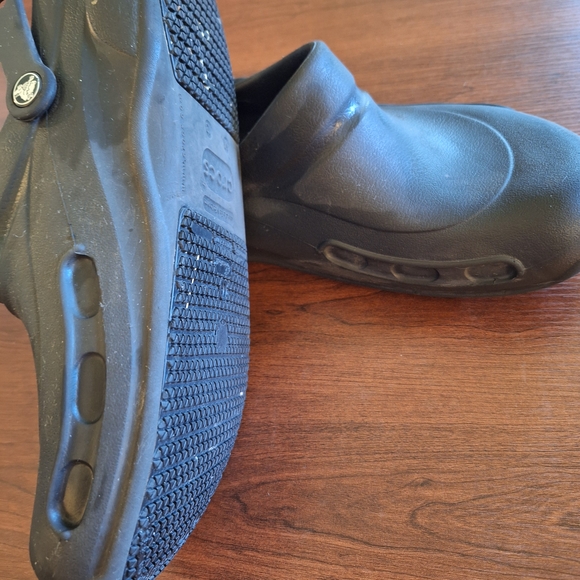 CROCS Bistro Black Slip Resistant Lightweight Clogs Size 13 - Picture 3 of 4